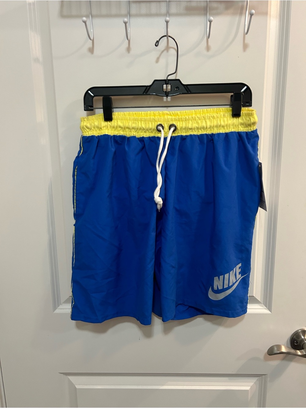 American Legend Outfitters NWT Boys Swim Trunks Youth M Blue Yellow Beach Pool